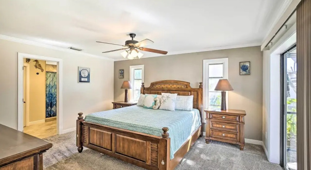Private Pool & Lanai: Home in Cape Coral, Забронировать Дом для отпуска Виллы Кейп-Корал, Вилла