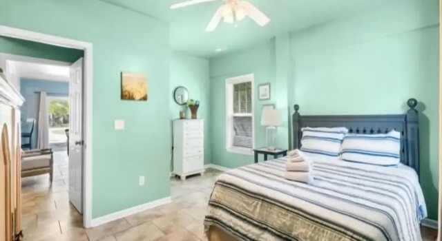 Atlantis Blue - Relaxing Beach Getaway Home Directly Across The Street From Beach Access! 5 Bedroom Home by RedAwning