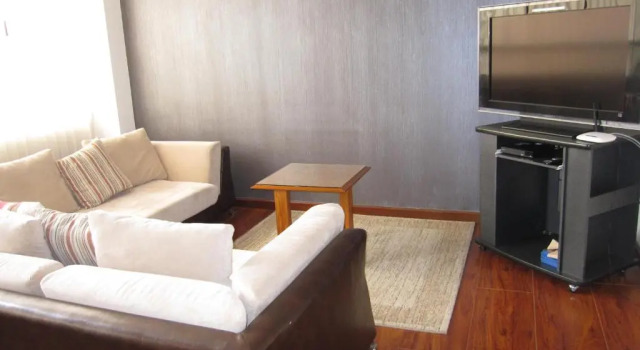 Instant Hotel - Departamento en Ambato, Buchen Sie Ferienwohnung Ambato Tungurahua