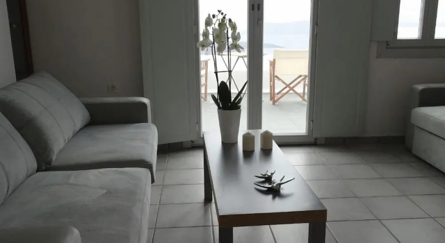Santoriviera House, Забронировать Дом для отпуска Виллы Тиры, рядом с Музей досторического города Тира, Вилла