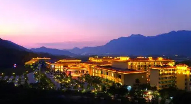 Hotel Eram Shiraz