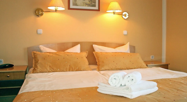 Четырёхместный семейный номер Standard Hotel Leonardo