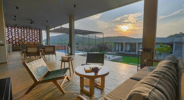 SaffronStays Villa Rohi, Забронировать Вилла Отели штата Раджастхана с парковкой, Парковка