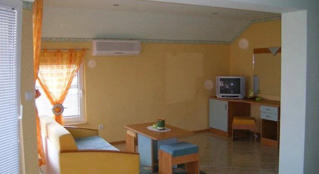 Dari Guest Rooms Стаи за гости Дари, Забронировать Гостевой дом Несебр 