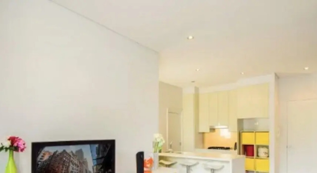 Sunny 3 Bedroom Apartment in Turrella, Забронировать Апартаменты/квартира Отели Марриквилль с парковкой, Парковка