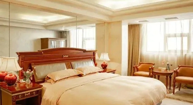 Двухместный люкс Business Jiuhe Hotel