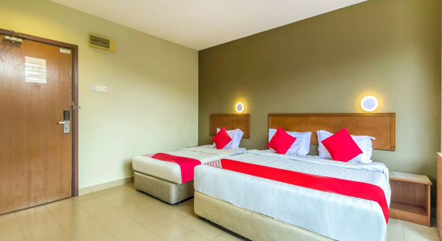 Трёхместный люкс Super OYO 828 Comfort Hotel Shah Alam