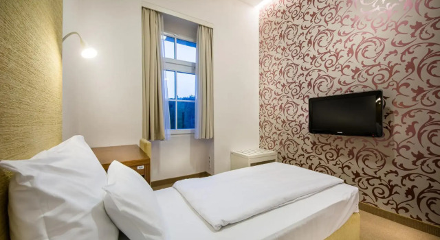 Rimske Terme Resort - Hotel Sofijin dvor, Buchen Sie Hotel Slovenske Konjice Rogla