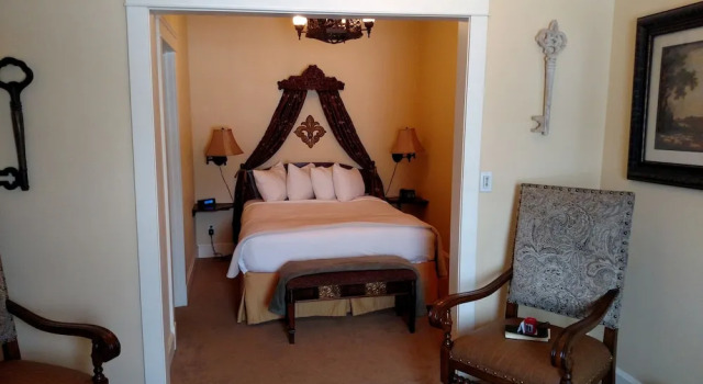 Люкс Deluxe Ye Olde English Inn