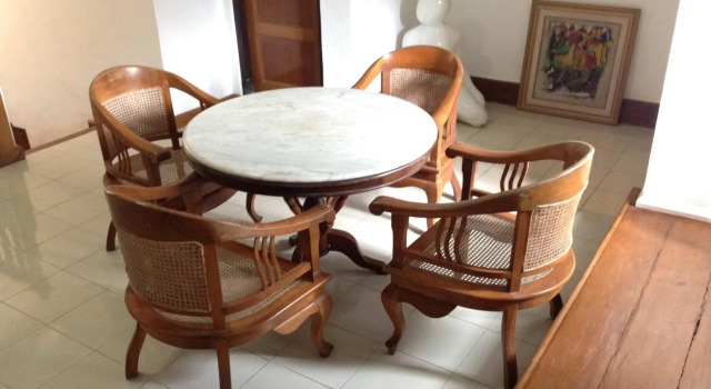 Rumah Andong Homestay Ubud, Rezerwuj Hotel Hotele w Gianyar z basenem, Basen