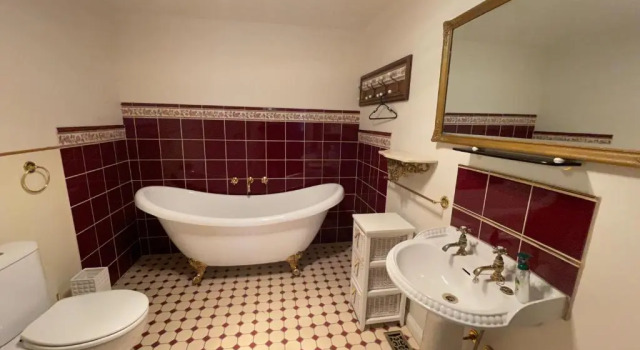 Коттедж The Mayfair, 4 -bed rooms accommodation Daylesford