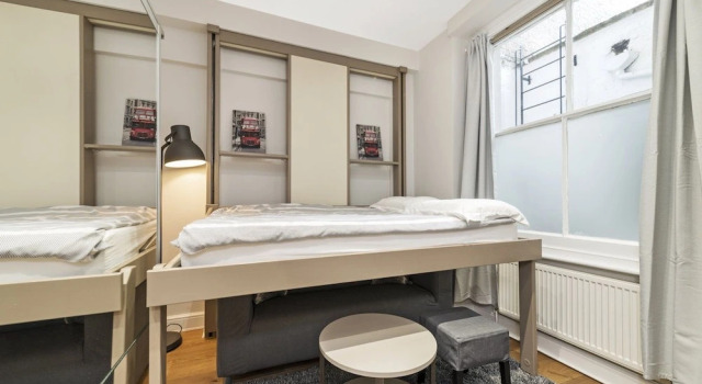 Люкс 1 Bedroom Clarincarde Apartment