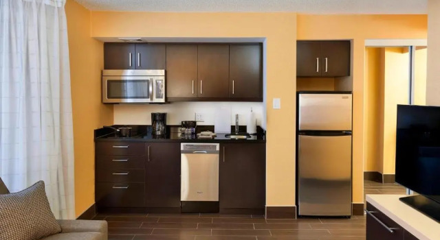 Люкс TownePlace Suites by Marriott Toronto Northeast/Markham