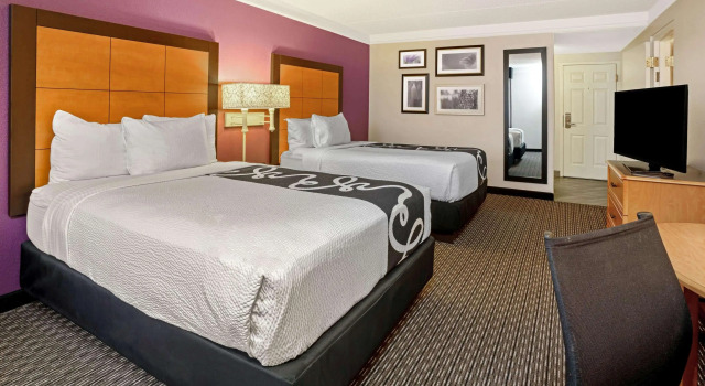 La Quinta Inn & Suites by Wyndham Tacoma - Seattle