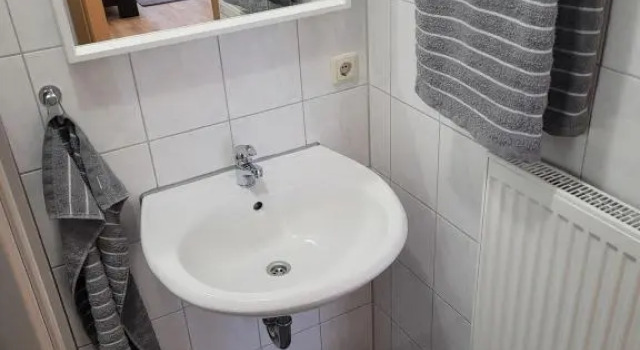 Möbliertes Zimmer, Varaa Huoneisto Hotellit Baijeri pysäköinnillä, Pysäköinti