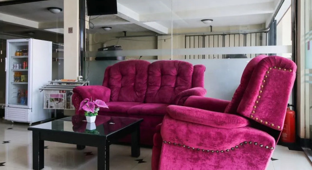Airy Manggala Toddopuli Tujuh 7 Makassar, Prenota Hotel Makassar 