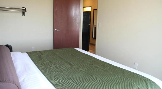 Люкс с 2 комнатами Cobblestone Hotel & Suites - Devils Lake