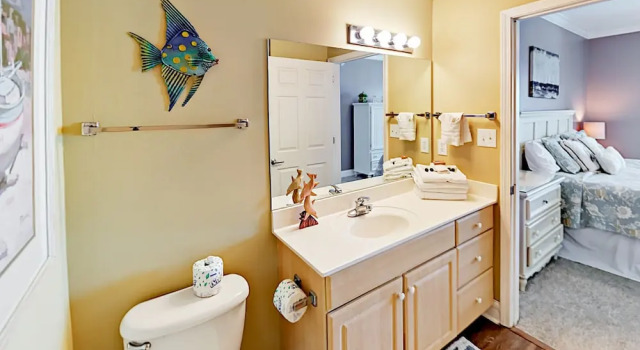 921 W Beach Blvd Condo Unit 705 2 Bedrooms 2 Bathrooms Condo, Boek Appartement Gulf Shores 