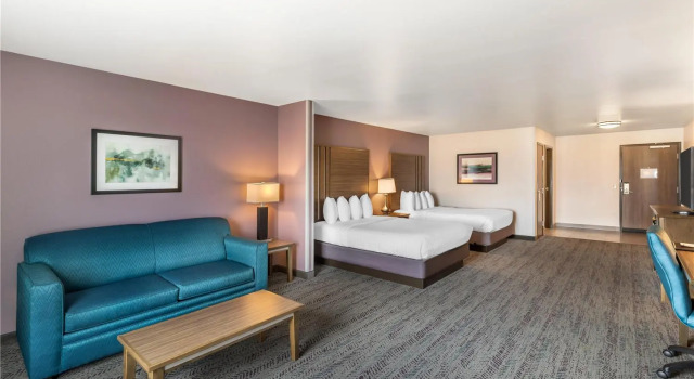 Четырёхместный люкс Best Western Plus Rapid City Rushmore