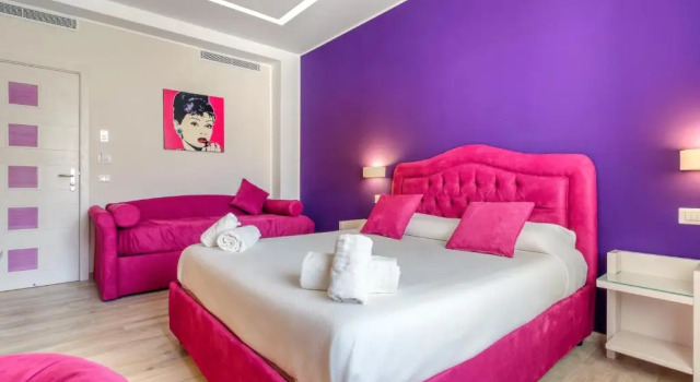 Номер Standard Tiffany Suites
