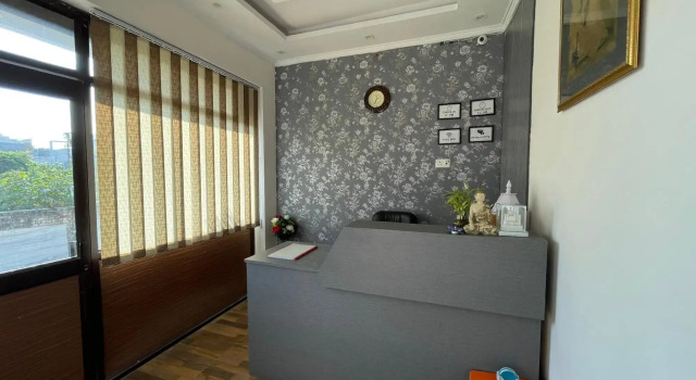 Hotel Arrow 19 by OYO Rooms