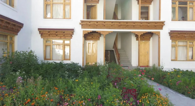 Nubra Eco Village, Забронировать Отель Отели Джамму и Кашмира с завтраком, Завтраки