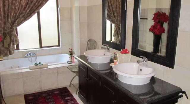 Двухместный номер Superior Villa Lugano Guesthouse