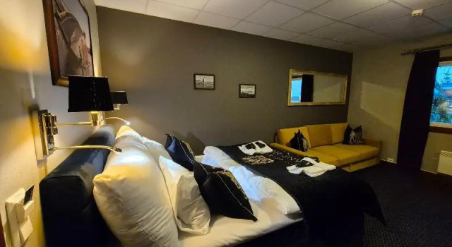 Четырёхместный семейный номер Standard Grand Hotel Arendal - Unike Hoteller