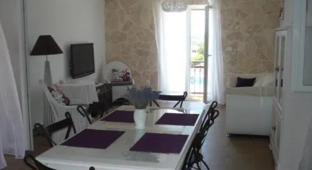 Holiday Home Villa Helena, Забронировать Вилла Виллы Окрестностей Сплита, Вилла