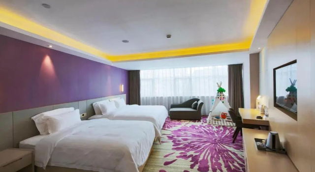 Семейный номер Deluxe Lavande Hotel Guangzhou Beijing Road Pedestrian Street Haizhu Square Metro Station Branch
