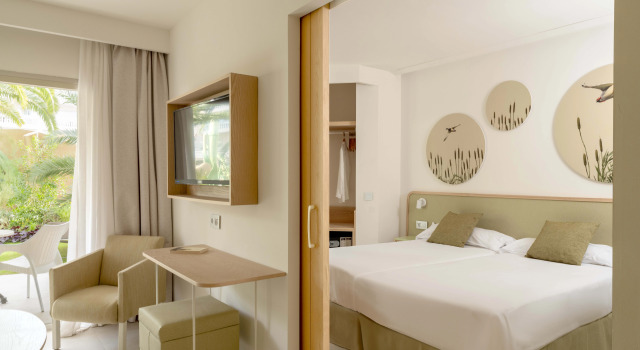 Iberostar Selection Albufera Park - All Inclusive, Book Hotel Hoteller i Playa de Muro med morgenmad, Morgenmad