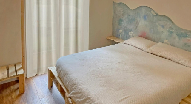 El Pis, Prenota Hotel Olot 