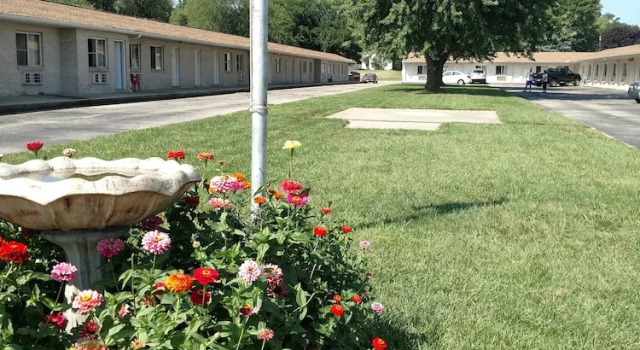 Четырёхместный номер Standard All Seasons Motel