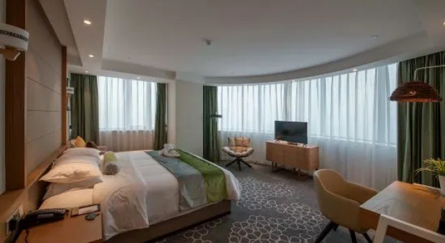 Люкс Deluxe с видом на озеро Moon Lake Hotel