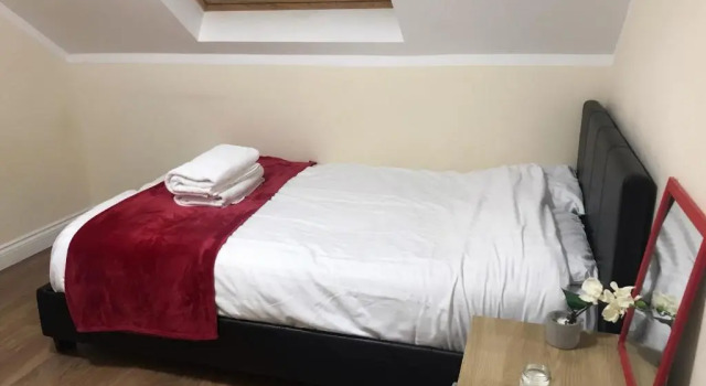 Modern City Centre 2 Bed Apartment LE1 5JN, Varaa Huoneisto Asunnot kohteessa Merseyside, Huoneisto