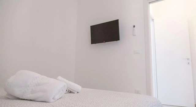 4 persons, 1 bathroom, suitable for families, central location, private balcony-Casa Anna by Home080
