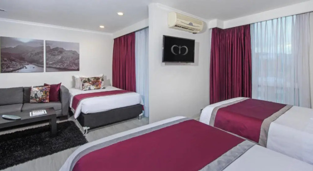 Трёхместный люкс Premium The Morgana Poblado Suites Hotel