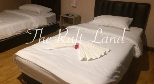 The Raft Land, Rezervovat Hotel Hotely v Central Thailand se snídaní, Snídaně