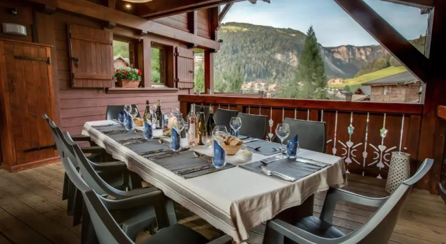 Simply Morzine - Chalet des Montagnes, Забронировать Шале Бизнес-отели Морзин, рядом с Горнолыжный подъемник Мас Вержю, 4* 5*