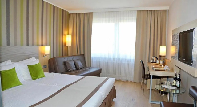 Трёхместный номер Superior Hotel New Orly