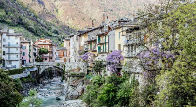 San Giuan, ad un passo dal centro, Book Hotel Chiavenna Lombardiet