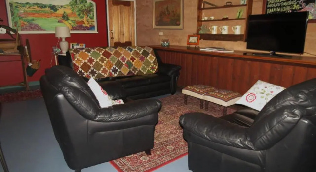 Bentwood Olive Grove Accommodation, Book Apartment Greenough Mid West