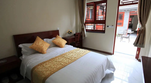 Двухместный номер Superior Zhantan Courtyard Hotel