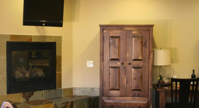 Duck Inn Lodge, Забронировать Отель Отели Flathead Valley с завтраком, Завтраки