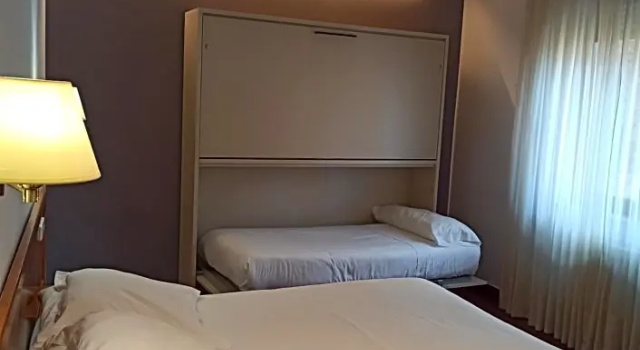 Трёхместный номер Standard ARVA Spa París