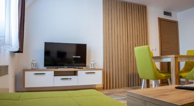 SUNČANI BREG RESORT & SPA apartment 14 Kopaonik, Забронировать Апартаменты/квартира Отели Копаоник с бассейном, рядом с Malo jezero ski lift, Бассейн