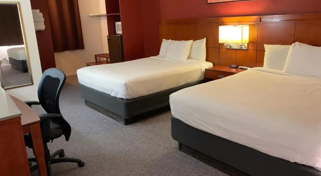 Двухместный номер Standard с видом на озеро Lakeshore Inn Water Front