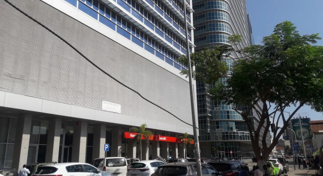 Downtown Marginal Guest House, Reservar Casa de hóspedes Hotéis em Luanda com pequeno-almoço, perto de Chamavo Centro Comercial, Café da manhã