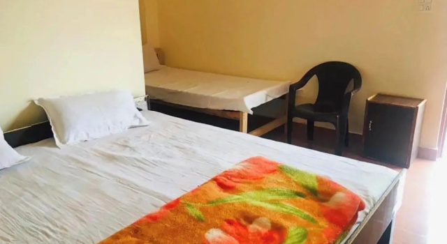 Hotel Amba Niwas Home Stay Uttarkashi, Забронировать Отель Отели штата Уттаракханд с завтраком, Завтраки