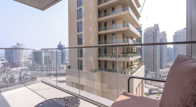 Direct Dubai Mall Access Downtown Boulev, Забронировать Апартаменты/квартира Отели Мадинат-Зайед с парковкой, Парковка